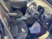 Mazda DEMIO лот № 30103 оценка 3.5  с аукциона в Японии 6