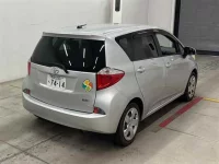 Toyota RACTIS лот № 30105 оценка 3.5  с аукциона в Японии 4