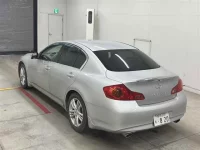 Nissan SKYLINE лот № 30111 оценка 4  с аукциона в Японии 1