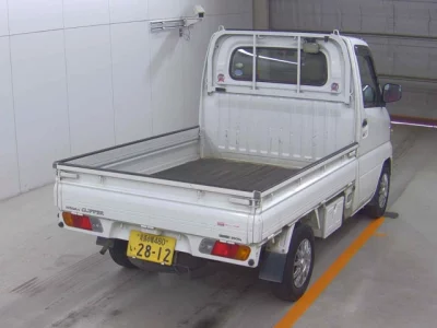 Nissan CLIPPER TRUCK
