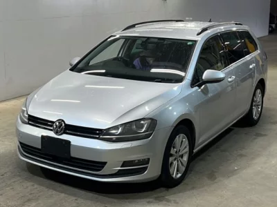 Volkswagen GOLF VARIANT