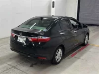 Honda GRACE лот № 30113 оценка 4  с аукциона в Японии 4