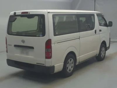 Toyota HIACE VAN  с аукциона в Японии