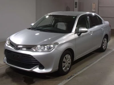 Toyota COROLLA AXIO  с аукциона в Японии