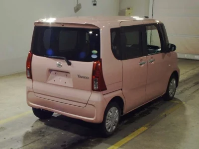 Daihatsu TANTO  с аукциона в Японии