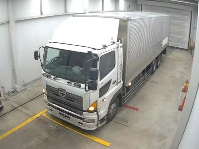 Hino TRUCK