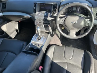 Nissan SKYLINE  с аукциона в Японии