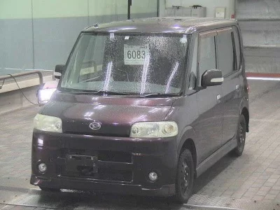Daihatsu TANTO  с аукциона в Японии