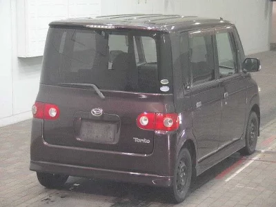 Daihatsu TANTO  с аукциона в Японии