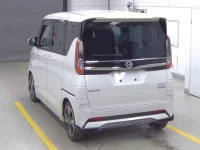 Nissan ROOX лот № 3004 оценка 5  с аукциона в Японии 1