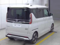 Nissan ROOX лот № 3004 оценка 5  с аукциона в Японии 3