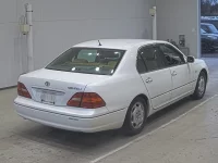 Toyota CELSIOR лот № 1427 оценка 3.5  с аукциона в Японии 1