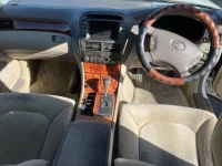 Toyota CELSIOR лот № 1427 оценка 3.5  с аукциона в Японии 3