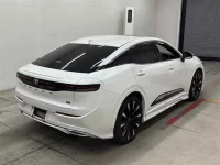 Toyota CROWN CROSSOVER лот № 30139 оценка 4.5  с аукциона в Японии 4