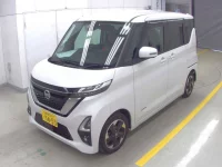 Nissan ROOX лот № 3007 оценка 4.5  с аукциона в Японии 2