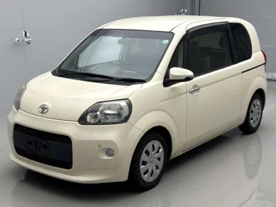 Toyota PORTE  с аукциона в Японии