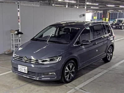 Volkswagen GOLF TOURAN