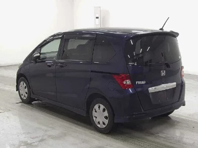 Honda FREED  с аукциона в Японии