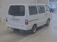 Mazda BONGO VAN лот № 1435 оценка 3  с аукциона в Японии 1