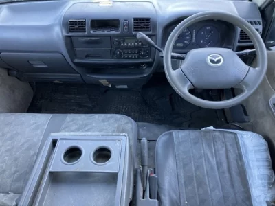 Mazda BONGO VAN  с аукциона в Японии