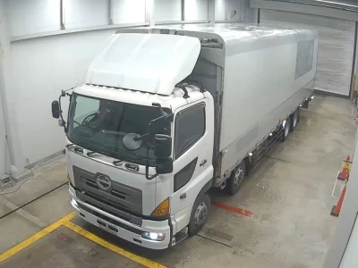 Hino TRUCK