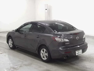 Mazda AXELA  с аукциона в Японии
