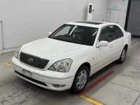 Toyota CELSIOR лот № 30151 оценка 3.5  с аукциона в Японии 3