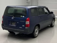 Toyota SUCCEED лот № 40017 оценка 3  с аукциона в Японии 1