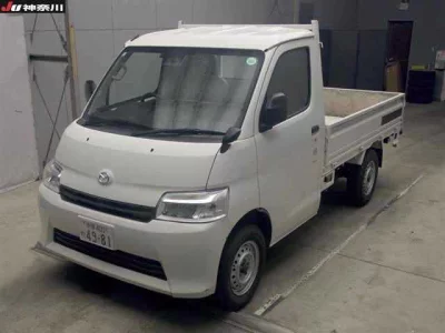 Mazda BONGO  с аукциона в Японии