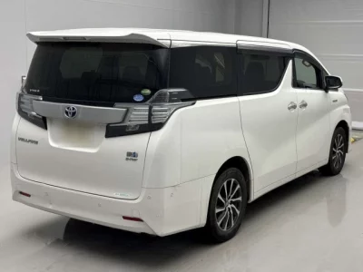 Toyota VELLFIRE  с аукциона в Японии