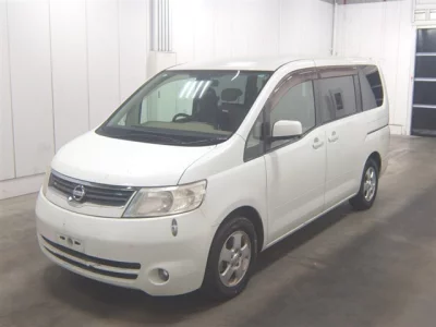 Nissan SERENA  с аукциона в Японии