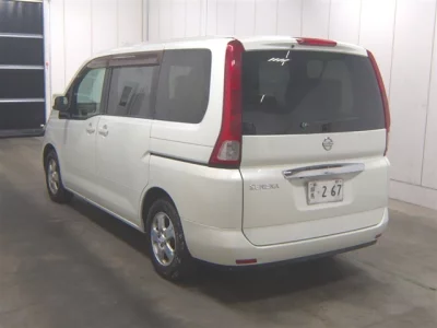 Nissan SERENA  с аукциона в Японии