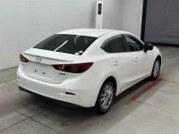 Mazda AXELA лот № 30164 оценка 3.5  с аукциона в Японии 4