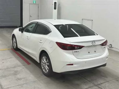Mazda AXELA  с аукциона в Японии