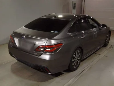 Toyota CROWN  с аукциона в Японии
