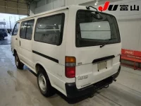 Toyota HIACE VAN лот № 3051 оценка 3.5  с аукциона в Японии 1