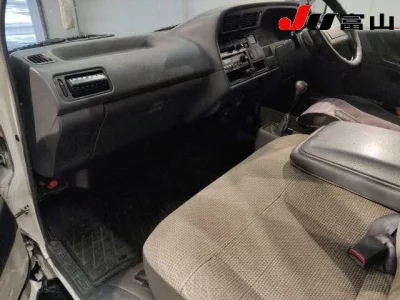 Toyota HIACE VAN  с аукциона в Японии