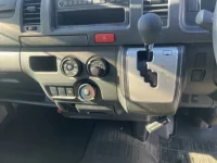 Toyota HIACE VAN лот № 1708 оценка 3.5  с аукциона в Японии 4