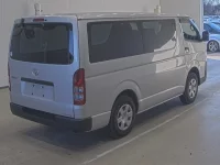 Toyota HIACE VAN лот № 1708 оценка 3.5  с аукциона в Японии 1