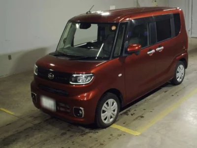 Daihatsu TANTO  с аукциона в Японии