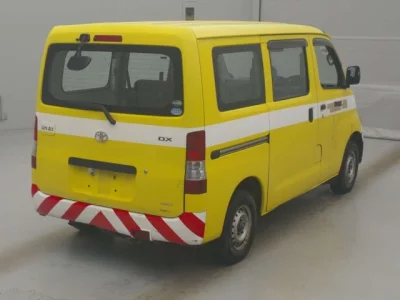 Toyota LITE ACE VAN  с аукциона в Японии