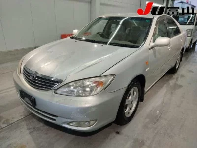 Toyota CAMRY  с аукциона в Японии