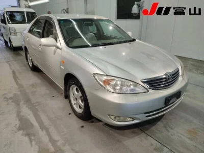 Toyota CAMRY  с аукциона в Японии