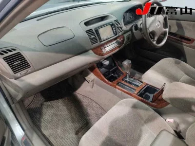 Toyota CAMRY  с аукциона в Японии