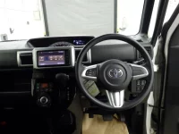 Toyota PIXIS MEGA лот № 3020 оценка 4  с аукциона в Японии 4