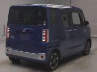 Toyota PIXIS MEGA лот № 83529 оценка 3.5  с аукциона в Японии 1