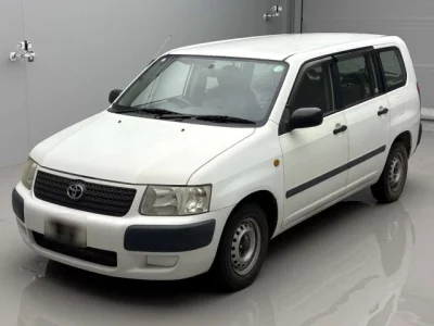 Toyota SUCCEED  с аукциона в Японии