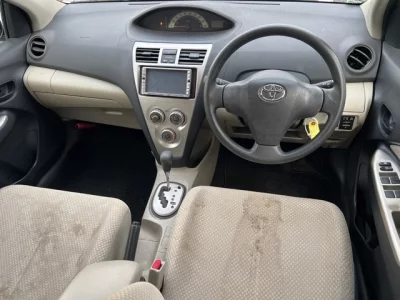 Toyota BELTA  с аукциона в Японии