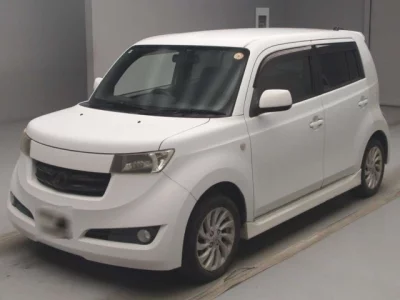 Toyota BB  с аукциона в Японии