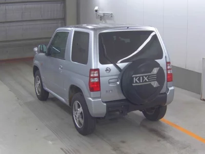Nissan KIX